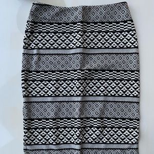 Gorgeous printed mid length skirt